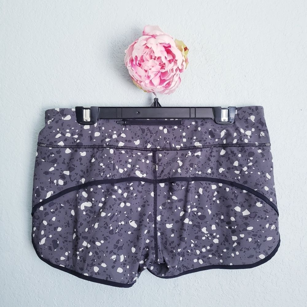 Smartwool Merino Wool Breathable Lined Athletic Shorts in black composite print - Picture 5 of 8